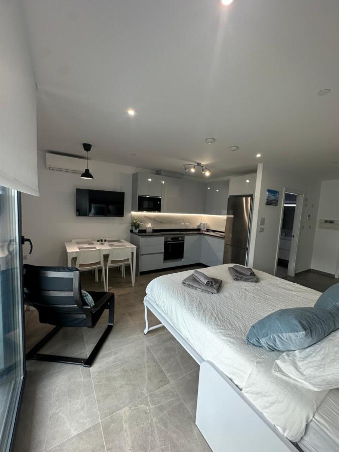 E1 Apartment High Level Sea View Gibraltar Bagian luar foto